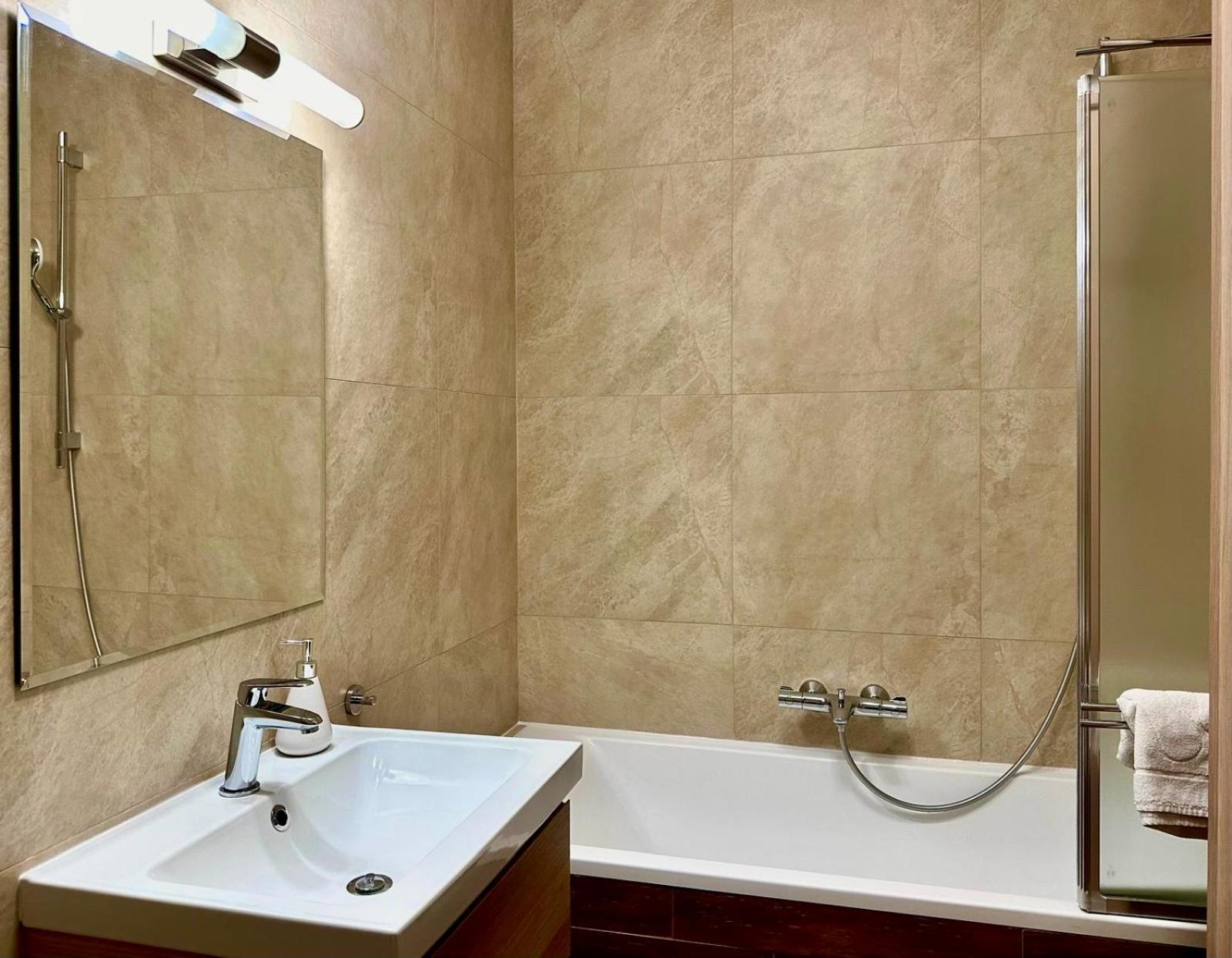 Apartament Caroline Q4Apartments Gdańsk Kültér fotó